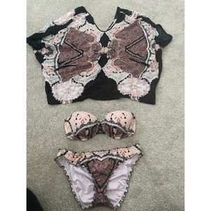 Victoria’s Secret swim set M/34D